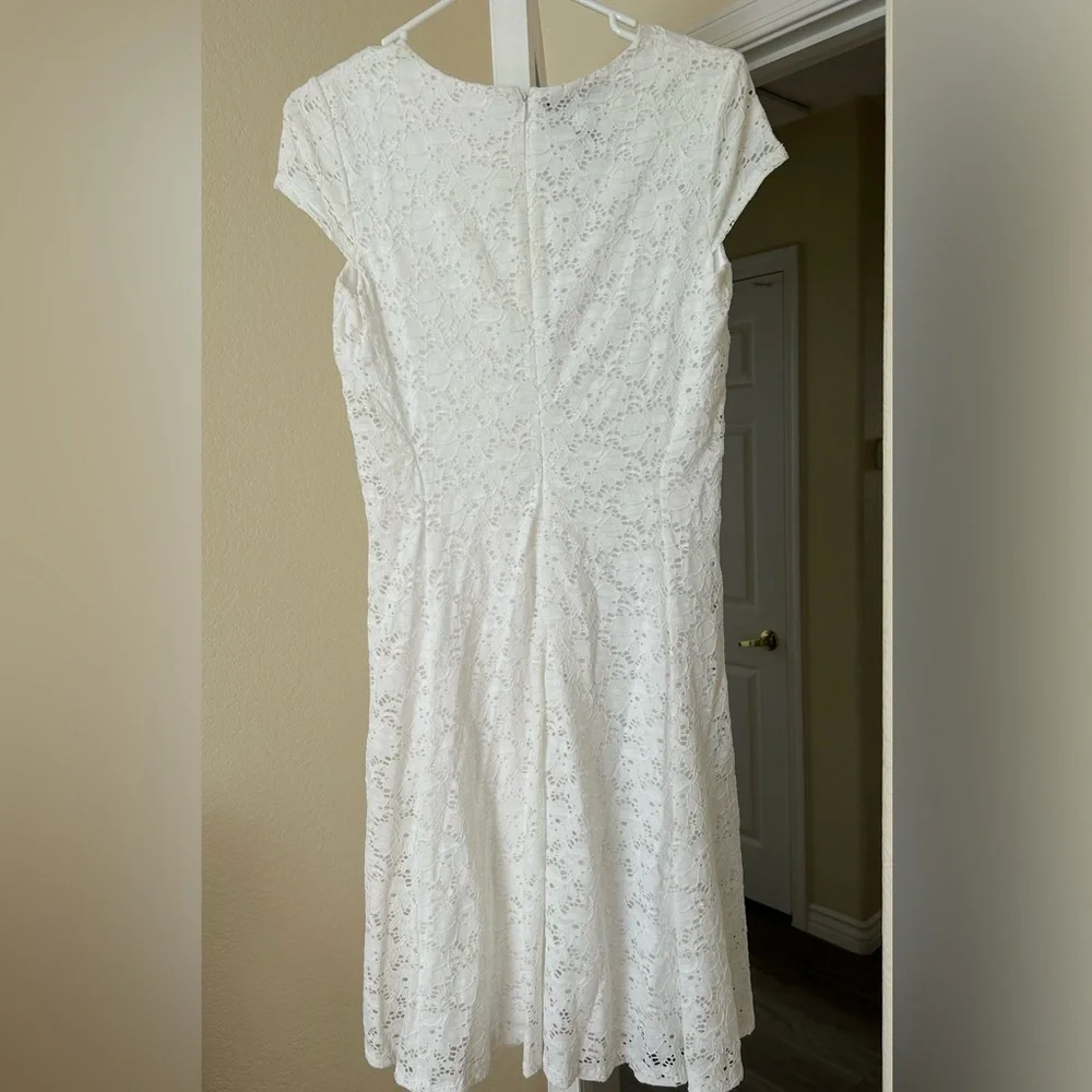 Alfani White Lace Dress, Size 6 - Picture 4 of 6